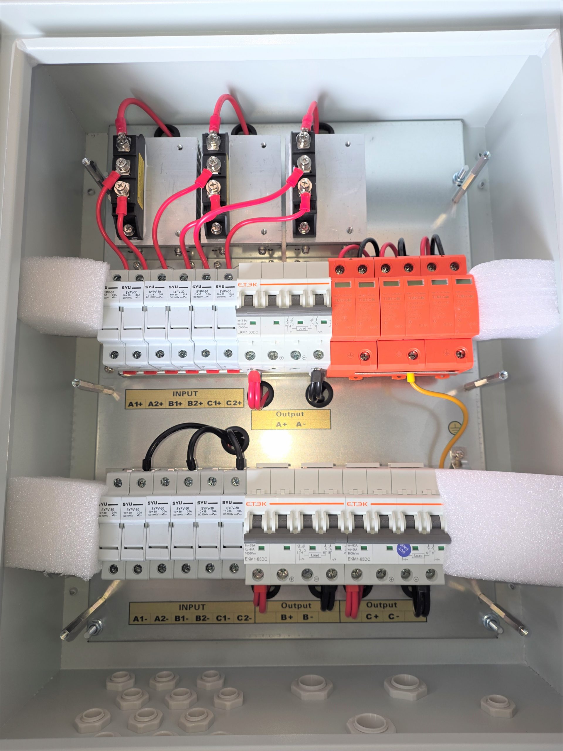 6-3 Solar Panel Combiner Box - (2 circuits to 1) x 3 times for 3MPPT Inputs - (3 x 63A max output) - Ideal For 3 PV Inputs -Version 3 Improved - Image 4