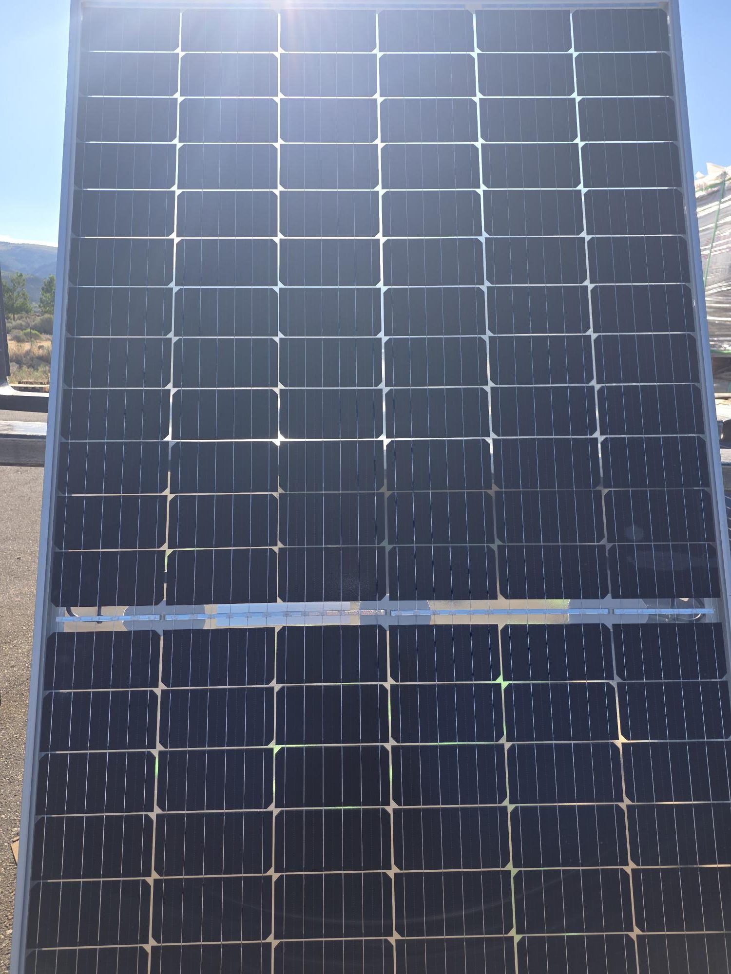 380W Bifacial Module - LONGI Solar LR6-72 HBD 380 M - 13.3kW 35pcs per pallet 26c per watt - very good looking panel clear between cells